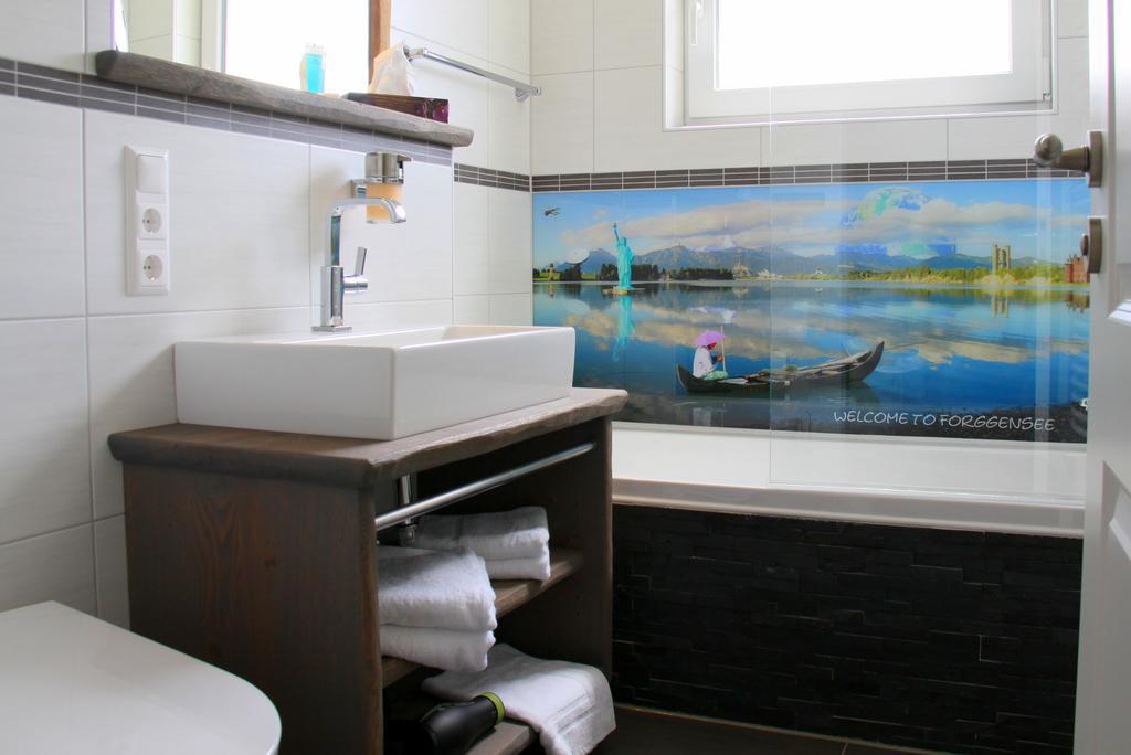 Ferienwohnung-Koenigsschloesser Füssen Szoba fotó